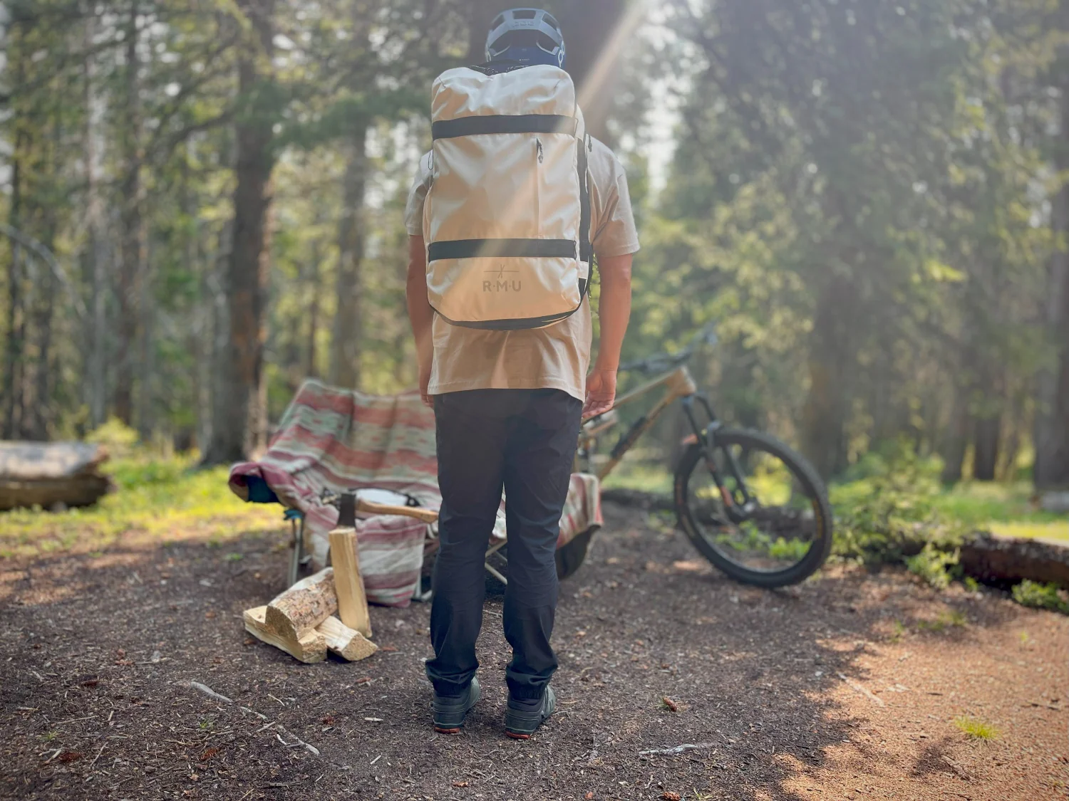 Mountain Briefcase 40L - Image 14