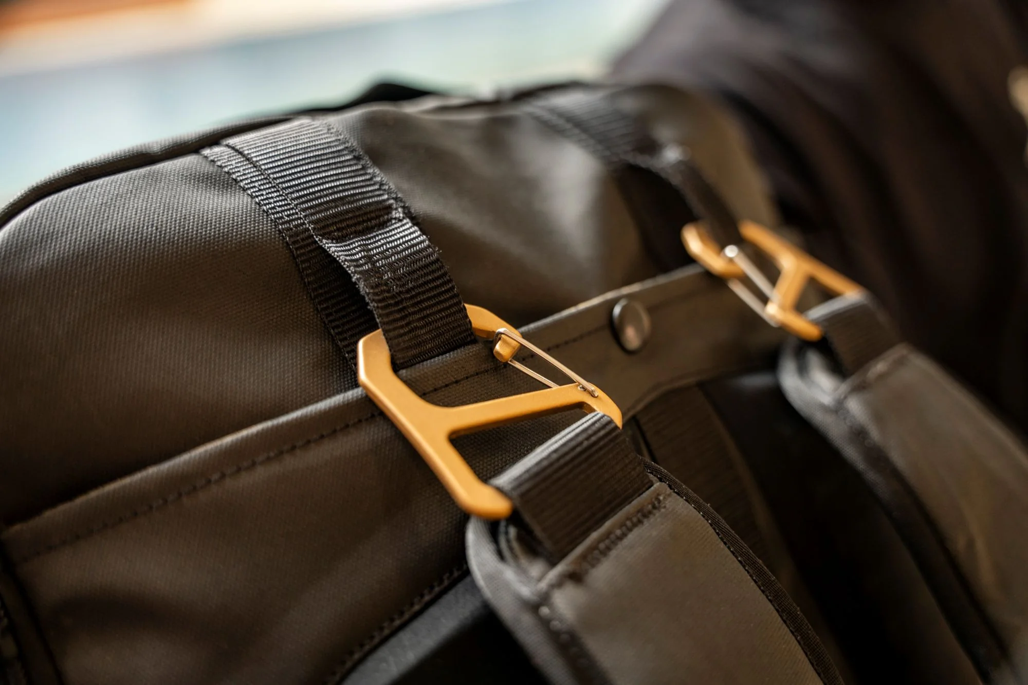 Mountain Briefcase 40L - Image 25